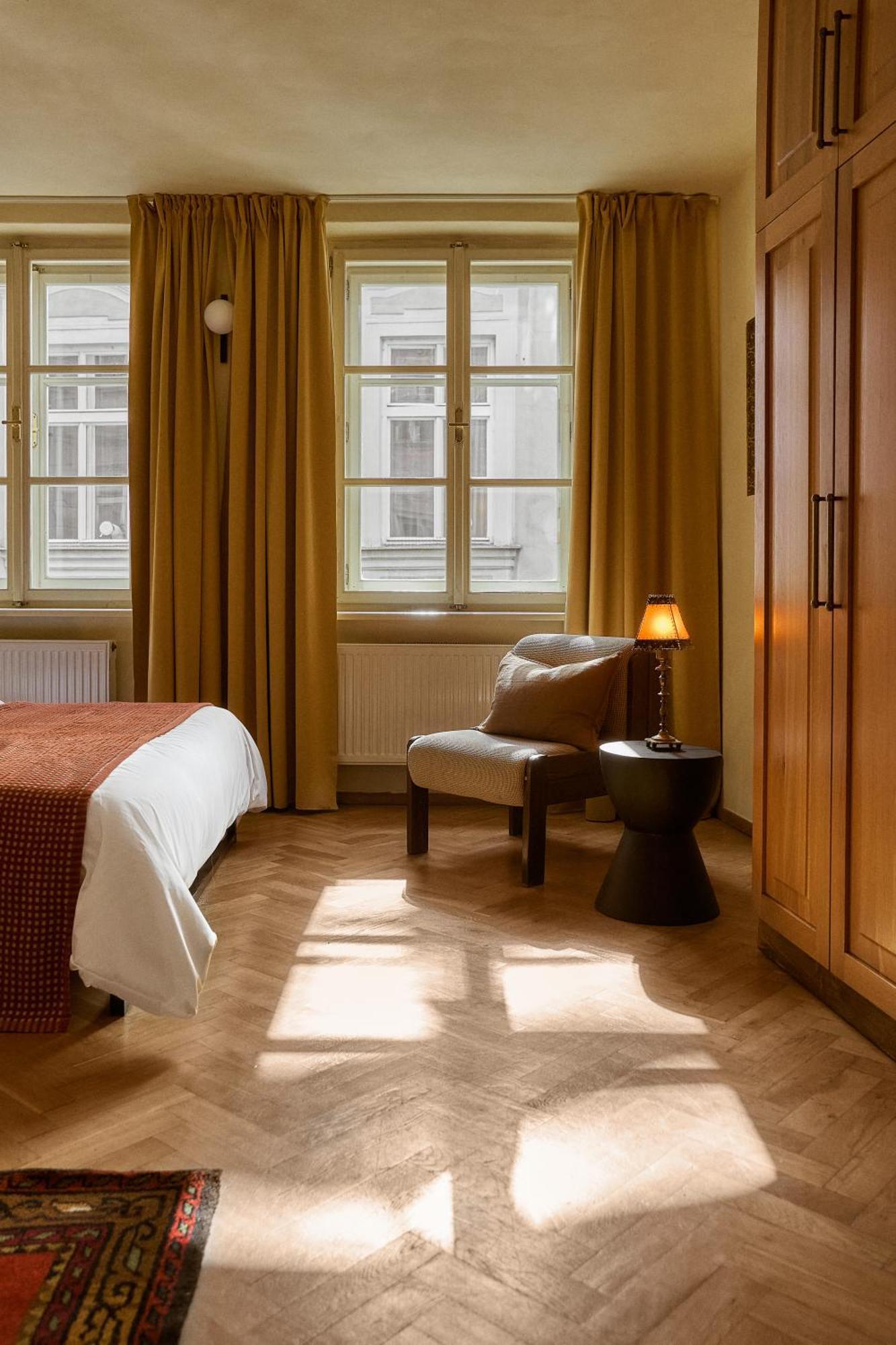 Nelis I Boutique In Old Town Prag